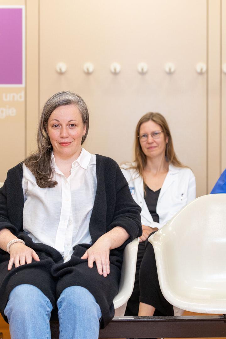 Verena Buck, Manuela Gstöttner, René Wenzl im Endometriosezentrum im AKH