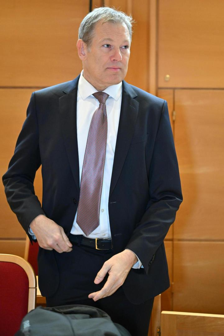 zu sehen ist Anwalt Michael Rohregger, anlässlich des Forts. Prozesses gegen ÖVP-Klubobmann Wöginger und zwei Finanzbeamte wegen Amtsmissbrauchs, am Dienstag, 3. März 2026 in Linz.