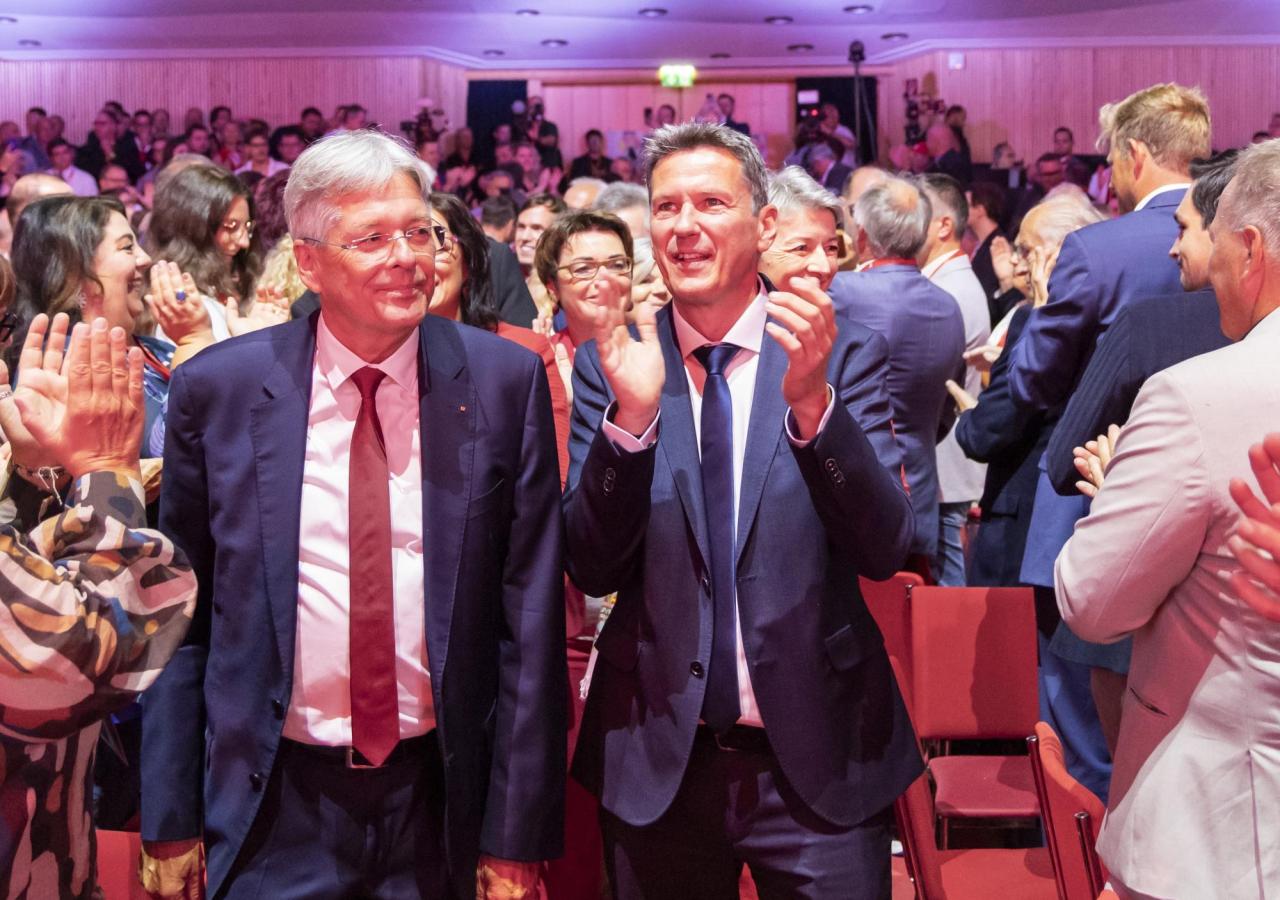 Landeshauptmann Peter Kaiser (SPÖ) und Landesrat Daniel Fellner (SPÖ) beim Parteitag der SPÖ Kärnten am 20. September 2025.