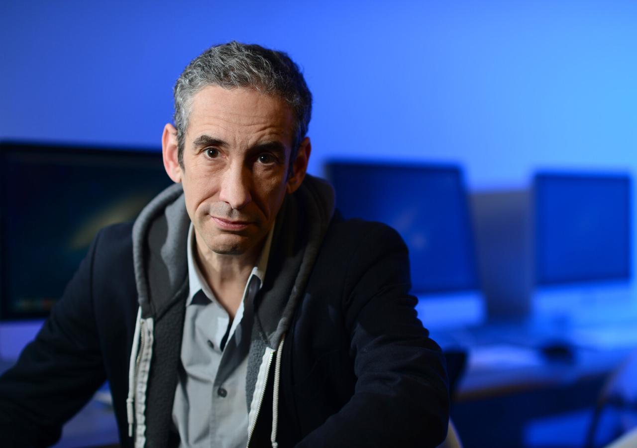 Douglas Rushkoff a new professor in media studies at Queens College