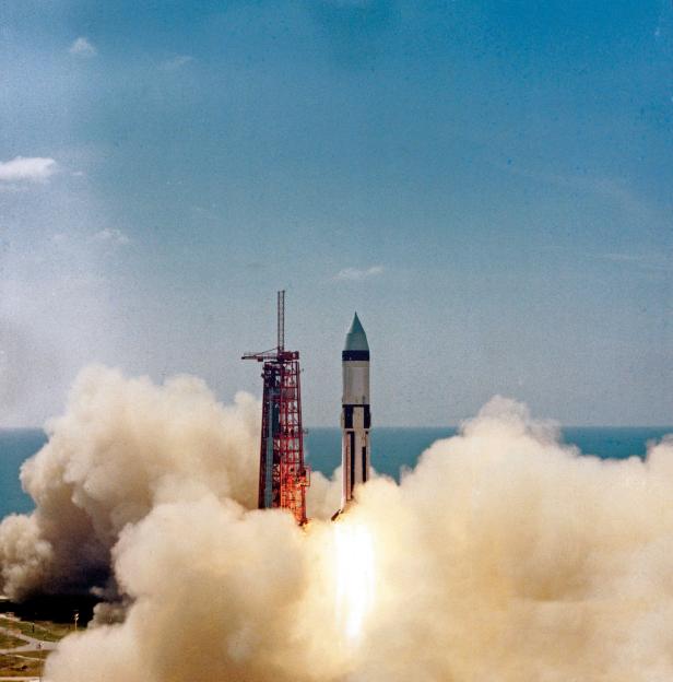 Start einer Saturn-Rakete im juli 1966
Start einer Saturn-Rakete im juli 1966