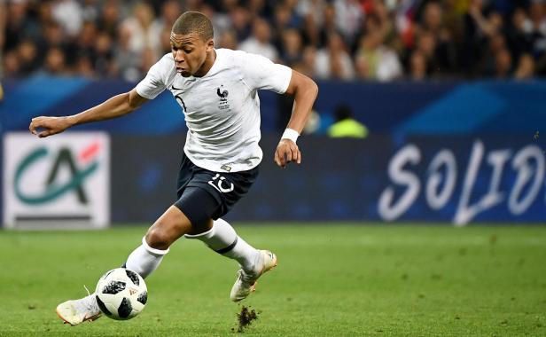 Kylian Mbappé (19) Kylian Mbappé (19)