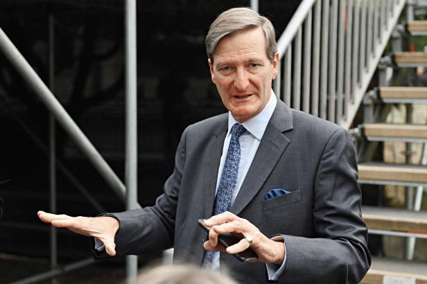 Tory-Rebell Grieve: "Ich bin bisher nicht über meinen Rauswurf informiert worden." Tory-Rebell Grieve: "Ich bin bisher nicht über meinen Rauswurf informiert worden."