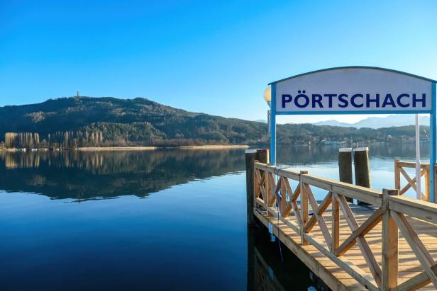 Ferry,Port,At,Beautiful,Woerthersee,In,Poertschach,,Carinthia,,Austria.,Scenic
