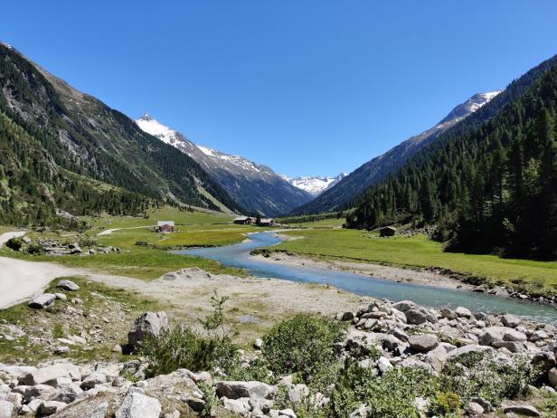 KLIMA-SOMMERSERIE: SCHÜTTDÄMME IM NATIONALPARK: NATUR- UND HOCHWASSERSCHUTZ IM CLINCH