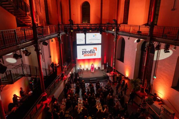 zeig profil Award-Show im Semper Depot