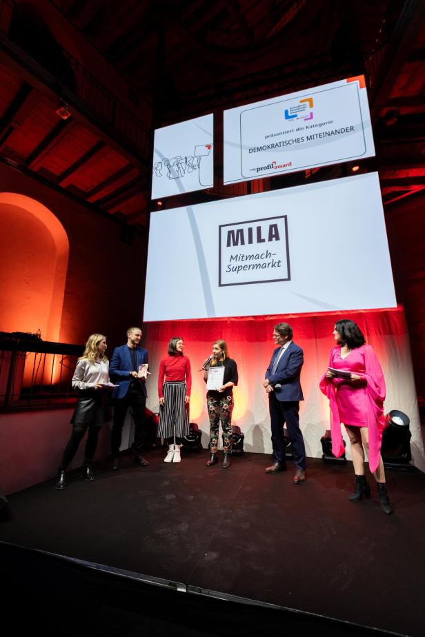 zeig profil Award-Show im Semper Depot