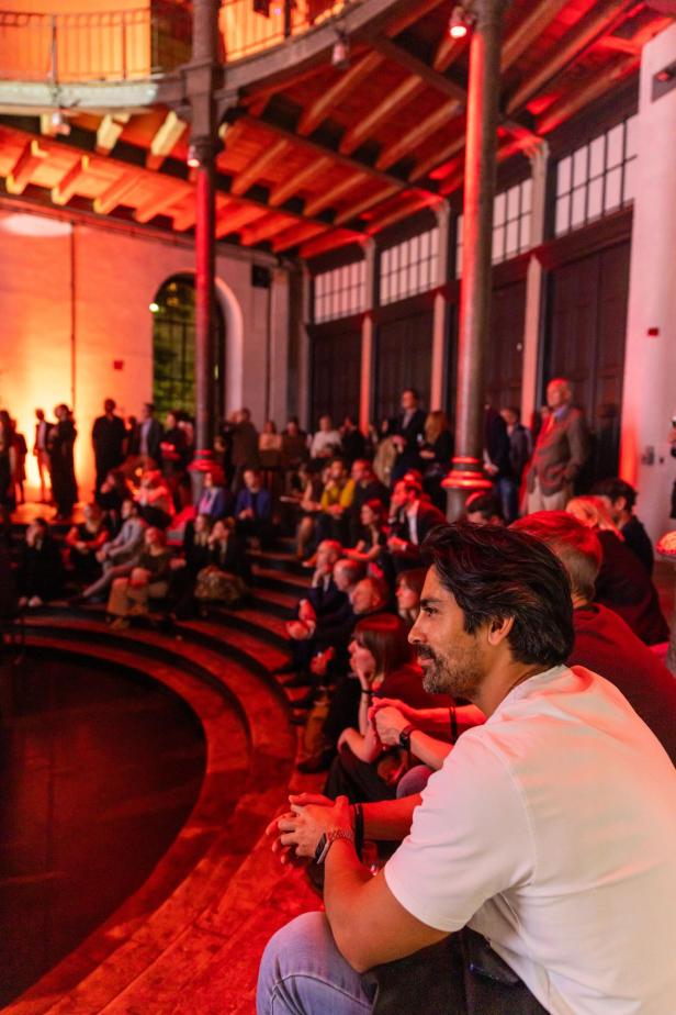 zeig profil Award-Show im Semper Depot
