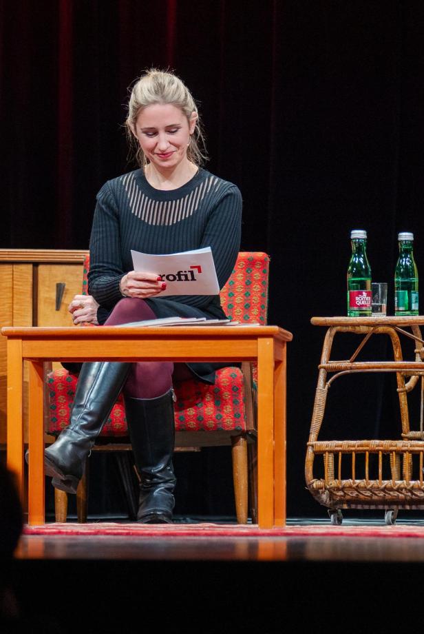 Anna Thalhammer im Theater Akzent.