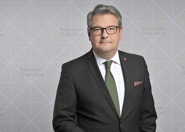 Portraitfoto von Wendelin Mölzer, FPÖ