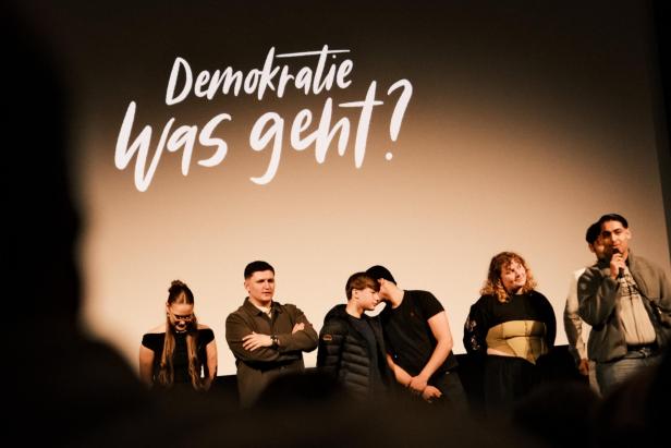 Premiere Demokratie Was geht