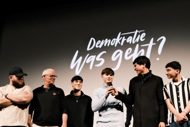 Premiere Demokratie Was geht