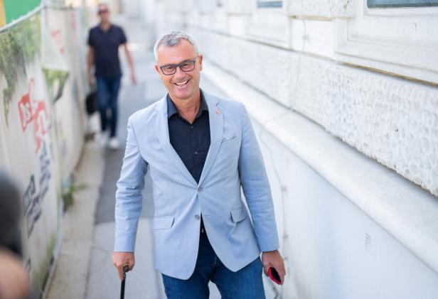 FPÖ-PRÄSIDIUMSSITZUNG: HOFER