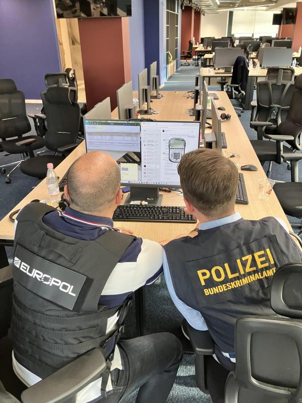 Ein illegales Callcenter in Tirana