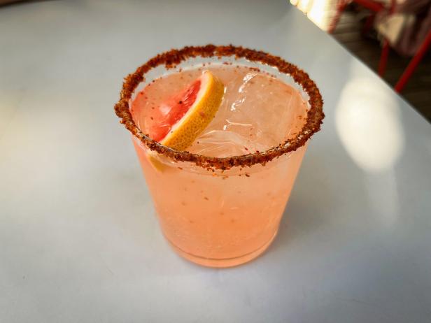 Das Bild zeigt eine Spicy Paloma
