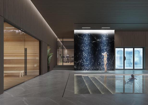 Schneedusche und Snowroom, eine Frau duscht im Schnee
