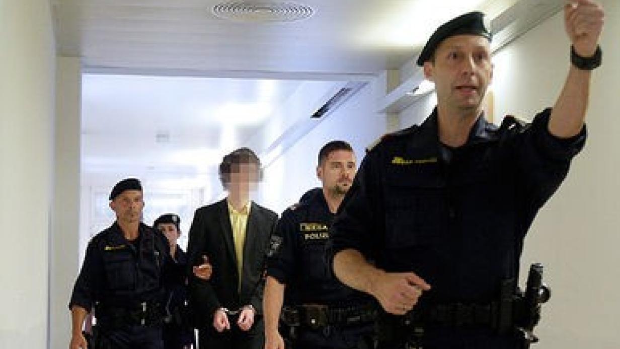 Schuldspruch für 23-jährigen Josef S. - Pressestimmen und - Haftbefehl Im Zweifel Gegen Den Angeklagten Film