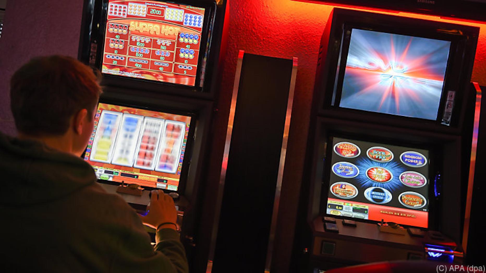 Wann zahlt ein Spielautomat aus?, Welche Casino Seiten sind gut?