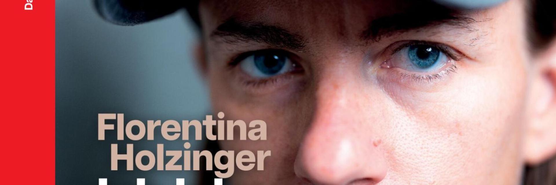 Florentina Holzinger sieht direkt in die Kamera am profil-Magazin
