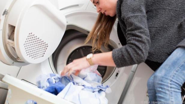 Für saubere Wäsche muss das Waschmittel richtig dosiert werden