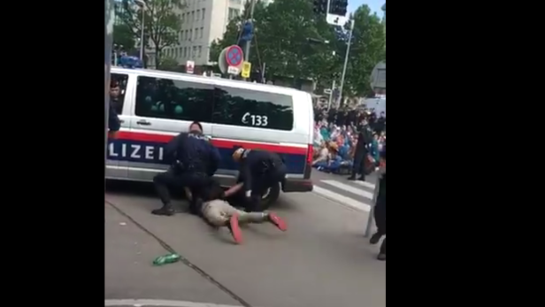 Polizei zu neuem Video: "Gefährliche Situation"