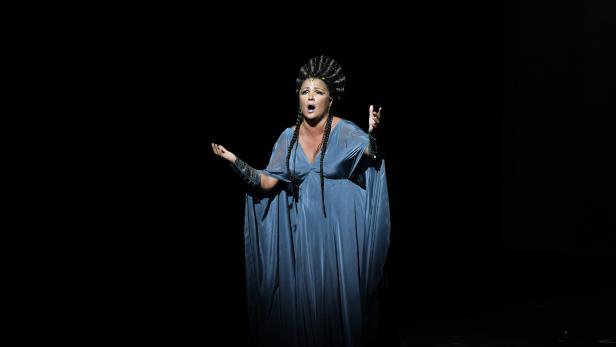 Anna Netrebko als "Aida"