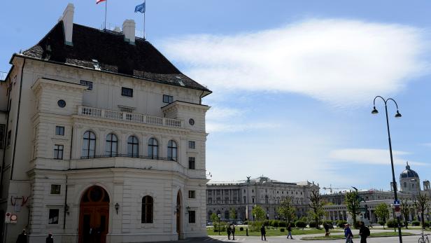 Der Leopoldinische Trakt der Hofburg, in dem sich die Kanzlei des Bundespräsidenten befindet