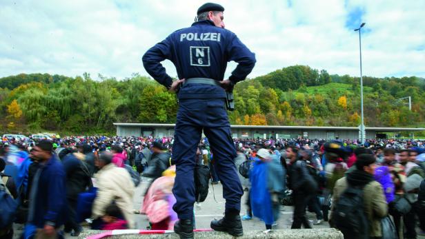 KOMMANDO RETOUR: Zehntausende Flüchtlinge kamen seit 2015 nach Österreich. Viele von ihnen sollen zurück.