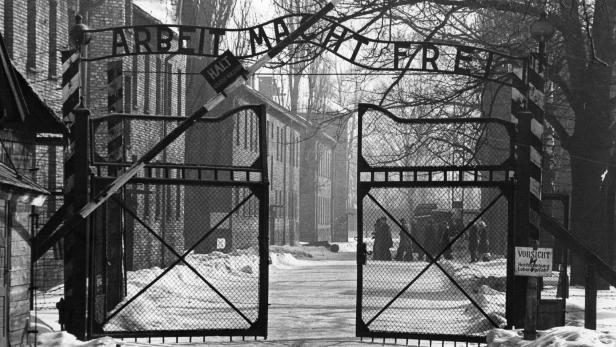 Das Tor zur Hölle: Der Eingang zum KZ Auschwitz-Birkenau.