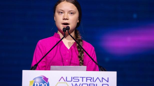 Die 16-jährige schwedische Klimaaktivistin Greta Thunberg während der Eröffnung des R20 Austrian World Summit in Wien.