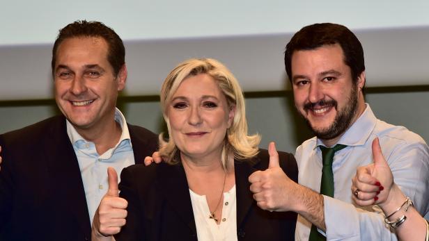 Vizekanzler Heinz-Christian Strache (FPÖ), Front National-Chefin Marine Le Pen und der italienische Innenminister Matteo Salvini. Vizekanzler Heinz-Christian Strache (FPÖ), Front National-Chefin Marine Le Pen und der italienische Innenminister Matteo Salvini.