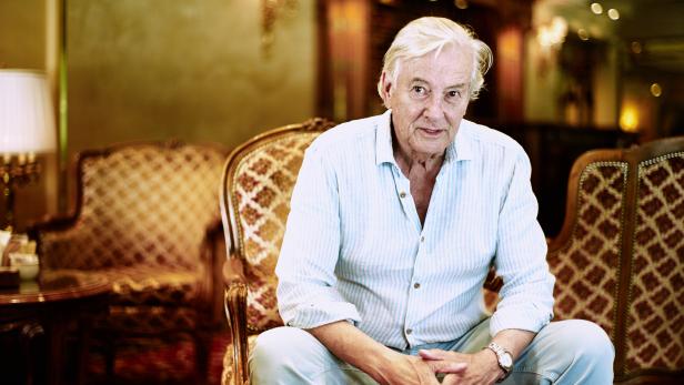Paul Verhoeven beim Interview im Wiener Grand Hotel