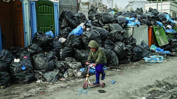 Das Leben im Lager Moria auf der Insel Lesbos Das Leben im Lager Moria auf der Insel Lesbos
