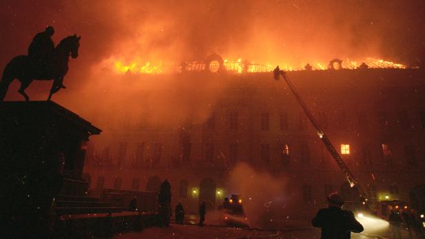 Großbrand in der Wiener Hofburg