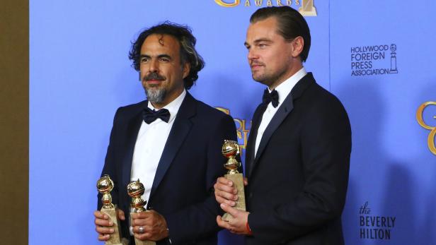 The Revenant-Regisseur Alejandro González Iñárritu mit Leonardo DiCaprio.