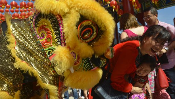 Neujahrsfeierlichkeiten in Kuala Lumpur, Malaysia am 8. Februar. Neujahrsfeierlichkeiten in Kuala Lumpur, Malaysia am 8. Februar.
