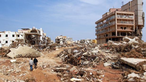 Die zerstörte Hafenstadt Darna in Libyen