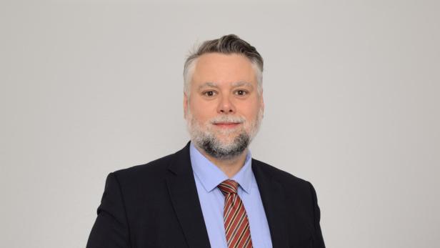 zu sehen ist ein Porträtbild von Martin Ortner, dem Sprecher der Wirtschafts- und Korruptionsstaatsanwaltschaft