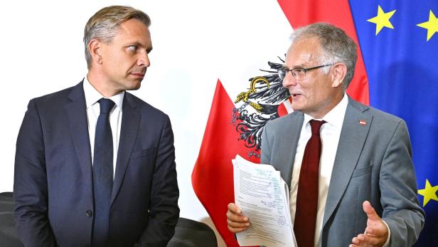 Wirtschaftsminister Wolfgang Hattmannsdorfer und Finanzminister Markus Marterbauer