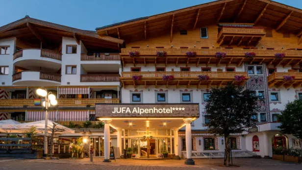 Vier Sterne-Hotel in Saalbach Jufa Hotel Saalbach