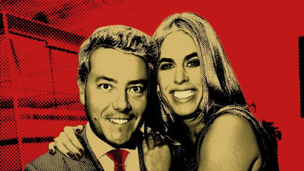 René Benko mit Frau Nathalie in inniger Umarmung vor der Kamera