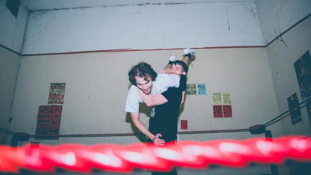 Aktive im Ring der Wiener Wrestling-Schule "Powerplexx"