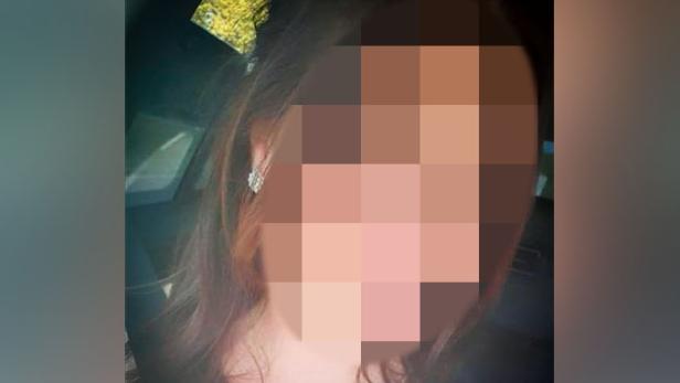 Frau mit unkenntlichem Gesicht