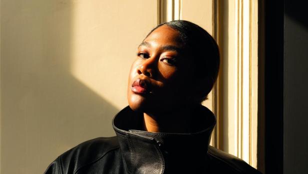 Rose May Alaba porträtiert von Peter Rigaud