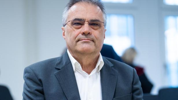 Egisto Ott bei der Fortsetzung des Prozesses wegen des Verdachts der Russland-Spionage. Ott bestreitet sämtliche Vorwürfe.