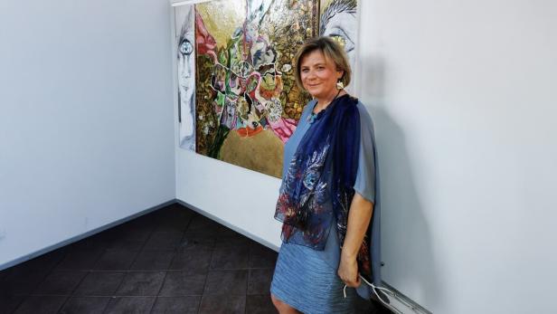 Arthena Maxx inszeniert professionelle Kunst als Vermögenswert und als visionäre Mission für Blue Romus Project GmbH.
