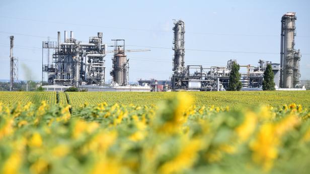RAFFINERIE SCHWECHAT / OMV
