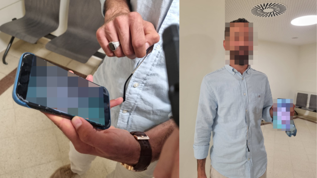 Links ein Bild wie der Zeuge ein Handyfoto herzeigt, rechts der Zeuge: er hat ein blaues Hemd an und hält ein Handy in der Hand.
