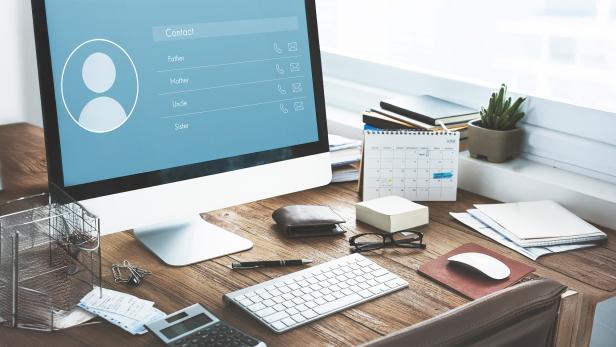 AQIIDO HR veranschaulicht Chancen, Risiken und KPIs von KI-Recruiting in der DACH-Region.