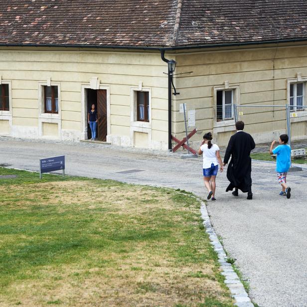 Seit Herbst 2014 lebt im Stift Göttweig eine fünfköpfige Flüchtlingsfamilie aus Syrien